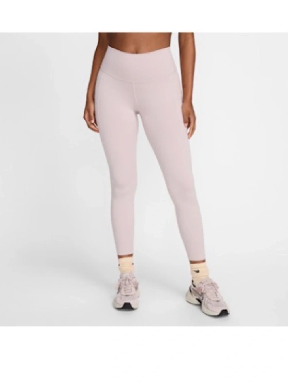 NIKE // NWT Nike One Dri-FIT Leggings in Platinum Violet